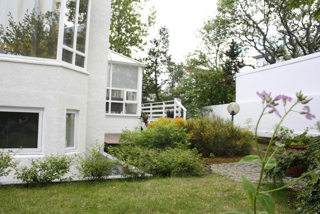 Baldursbra Guesthouse Tjarnargata Рейк'явік Екстер'єр фото
